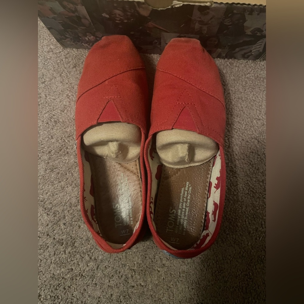 Red Toms - Picture 6 of 9